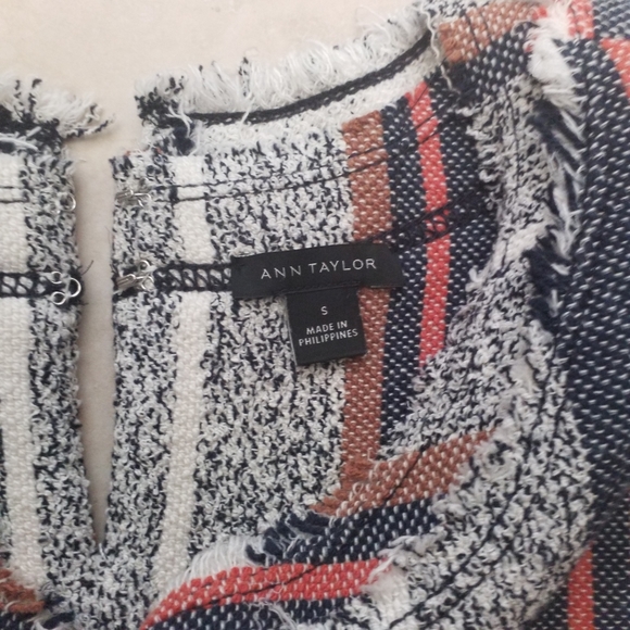 NWOT ann taylor racer stripe wool fringe tee - Picture 6 of 7